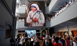 Teresa di Calcutta santa e madre