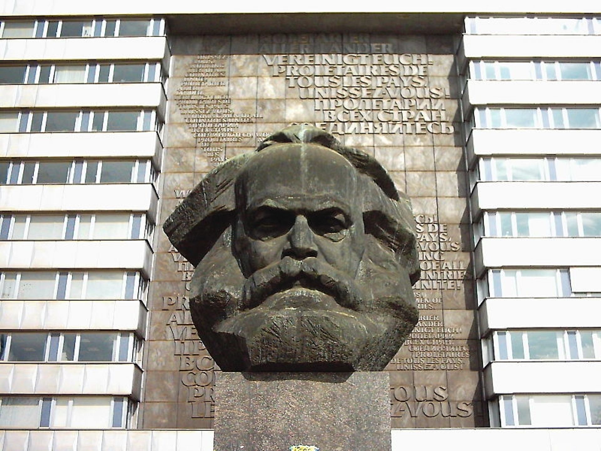 Chi ha ucciso Karl Marx?