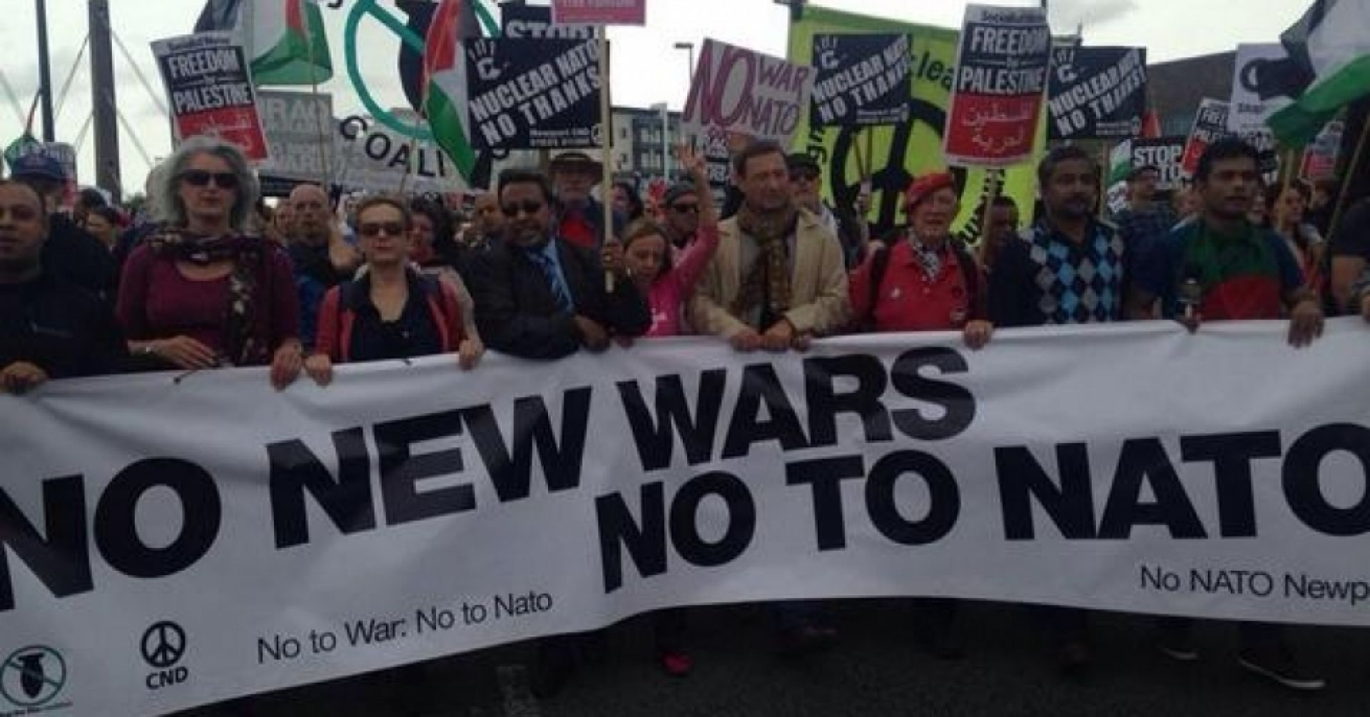 Mai come oggi: no Nato, no guerra