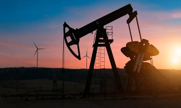 Petrolio, gas e guerre per l'energia. L'analisi esclusiva di Demostenes Floros