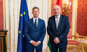 Il metodo Orbán senza Orbán: Magyar rimuove Sulyok e conquista lo Stato