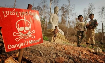 Laos e Cambogia contro l’uso di munizioni a grappolo