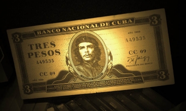 La riforma monetaria a Cuba: il peso convertibile va in pensione e gli stipendi salgono